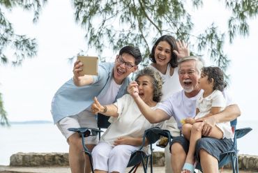“Giải độc” tinh thần cùng người trung niên, người cao tuổi nhờ hoạt động tập luyện và bữa ăn đủ chất